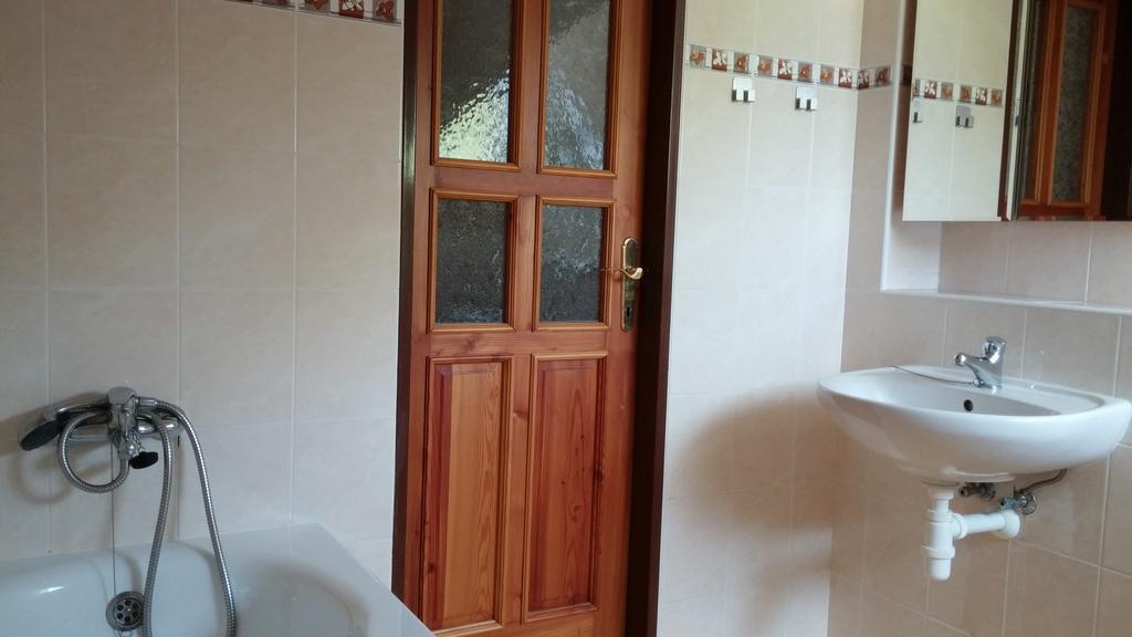 Pension U Milana Dvůr Králové nad Labem Exteriör bild
